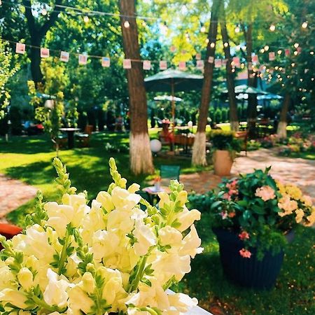 Garden Boutique Hotel Odessa Dış mekan fotoğraf